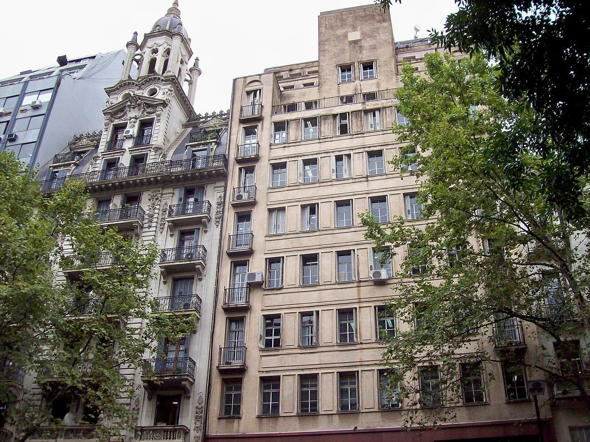 Avenida de Mayo Buenos Aires wide boulevard with historic European-style architecture