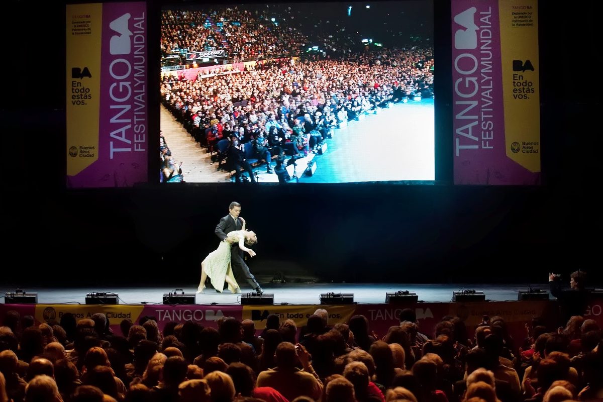 Crowd watching a free tango festival Buenos Aires performance on the Tango BA Festival y Mundial stage