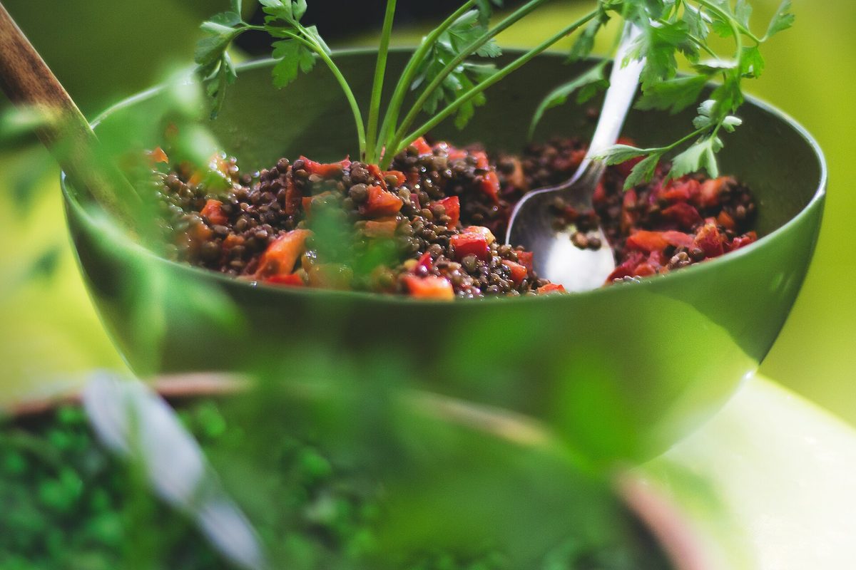 A fresh lentil and tomato salad of the kind served at vegetarian Buenos Aires restaurants